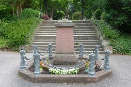Ehrenmal auf dem Ebershaldenfriedhof